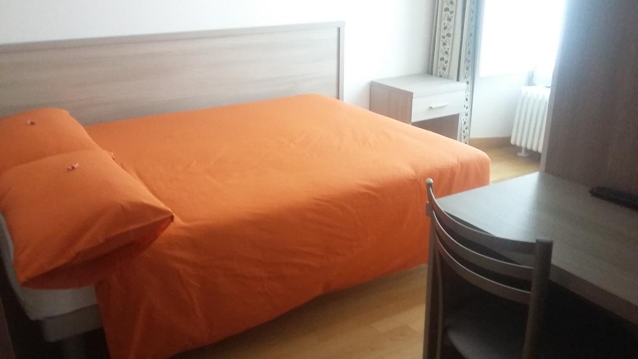 La Vecchia Scuola Bed & Breakfast Villa d'Allegno Bagian luar foto