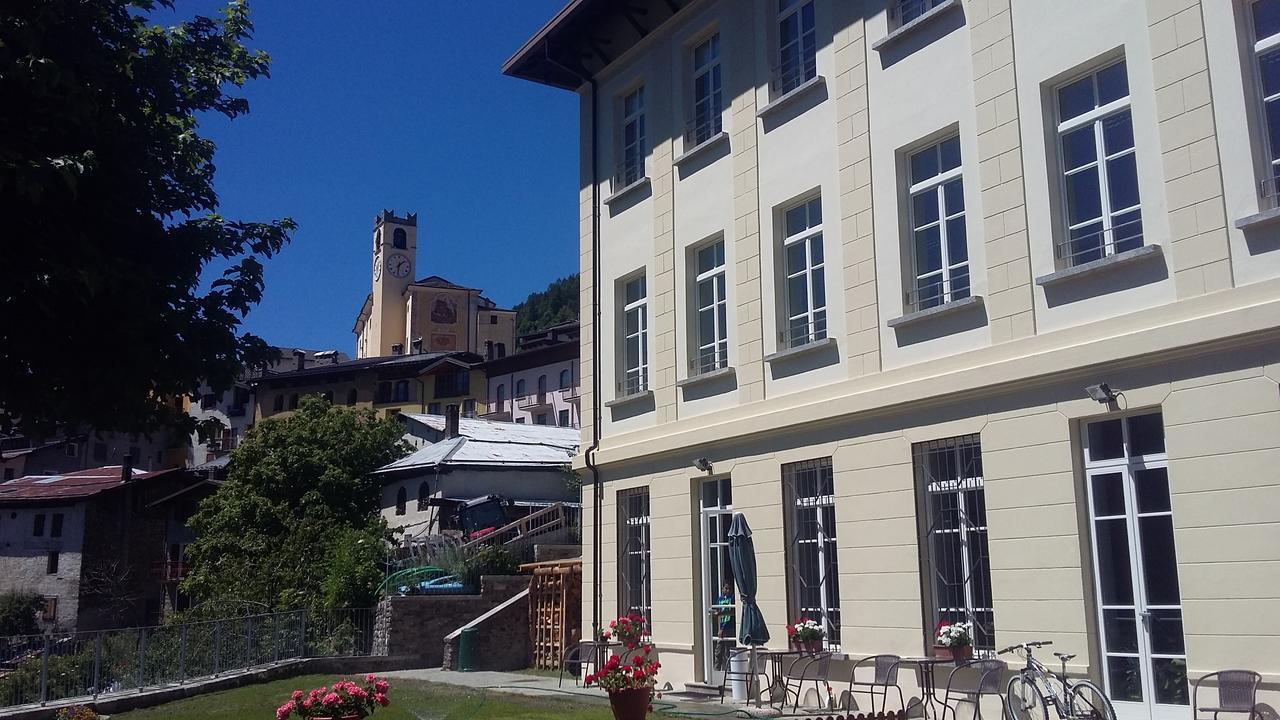La Vecchia Scuola Bed & Breakfast Villa d'Allegno Bagian luar foto