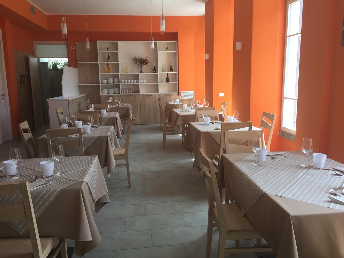 La Vecchia Scuola Bed & Breakfast Villa d'Allegno Bagian luar foto